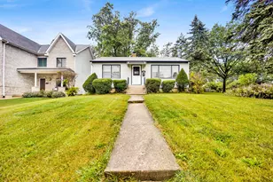 546 N Main St, Lombard, IL 60148 - Photo 1