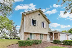 425 Sandpiper Ct, Aurora, IL 60504 - Photo 1