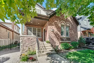 10424 S Campbell Ave, Chicago, IL 60655 - Photo 1