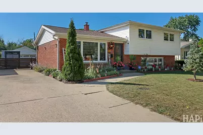 540 W Center Street, Itasca, IL 60143 - Photo 1