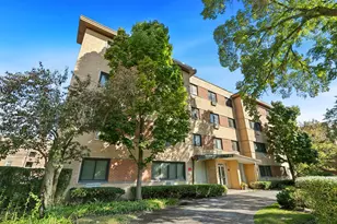 929 Washington St, Evanston, IL 60202 - Photo 1