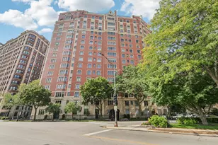 3800 N Lake Shore Dr, Chicago, IL 60613 - Photo 1