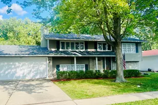 32 Lancaster Ave, Elk Grove Village, IL 60007 - Photo 1