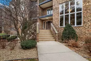 467 Hiawatha Trail, Wood Dale, IL 60191 - Photo 1