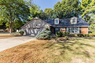 32 S Dallas St, Princeton, IL 61356 - Photo 1