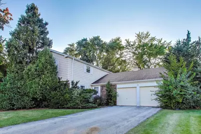 711 Woodhollow Lane, Buffalo Grove, IL 60089 - Photo 1