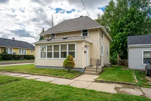 571 Warren Ave, Belvidere, IL 61008 - Photo 1