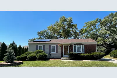 7660 Walnut Avenue, Woodridge, IL 60517 - Photo 1