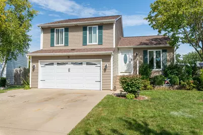 8 Aspen Court, Streamwood, IL 60107 - Photo 1