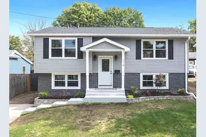 714 Madison Avenue, Dixon, IL 61021 - Photo 1