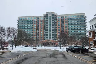 6420 Double Eagle Dr, Woodridge, IL 60517 - Photo 1