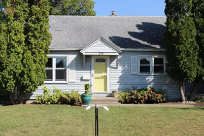 176 S Randall Road, Aurora, IL 60506 - Photo 1