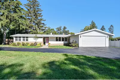 814 61st Street, La Grange Highlands, IL 60525 - Photo 1