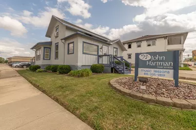 223 N Galena Avenue, Freeport, IL 61032 - Photo 1