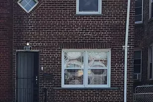 1117 E 82nd Pl, Chicago, IL 60619 - Photo 1