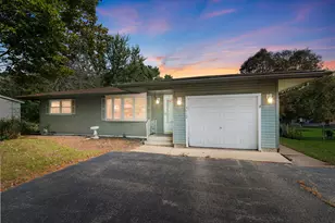 4712 Gregory St, McHenry, IL 60051 - Photo 1