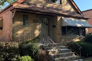 4232 W 109th St, Oak Lawn, IL 60453 - Photo 1