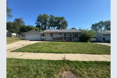 102 Grow Lane, Streamwood, IL 60107 - Photo 1