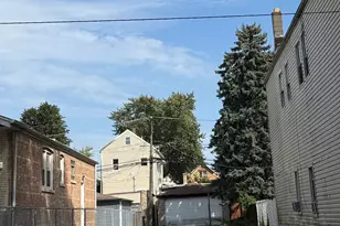 4749 S Loomis Blvd, Chicago, IL 60609 - Photo 1