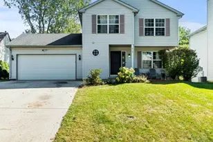 618 Grace Dr, Lake in the Hills, IL 60156 - Photo 1