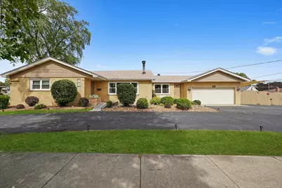 5730 110th Street, Chicago Ridge, IL 60415 - Photo 1