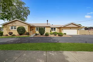 5730 110th St, Chicago Ridge, IL 60415 - Photo 1