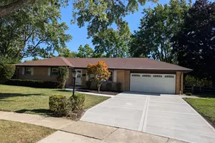 537 E Willow Ct, Palatine, IL 60074 - Photo 1