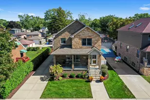 11237 S Albany Ave, Chicago, IL 60655 - Photo 1