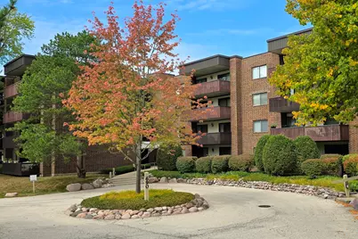 690 Chandler Road #305, Gurnee, IL 60031 - Photo 1