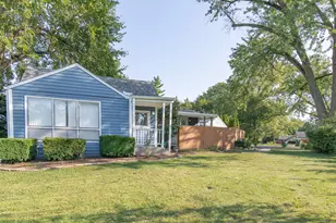 1401 Meadowbrook Dr, Round Lake Beach, IL 60073 - Photo 1