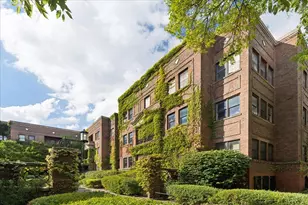 5714 S Kenwood Ave, Chicago, IL 60637 - Photo 1