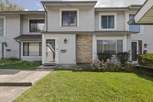 1909 Bates Pl, Downers Grove, IL 60516 - Photo 1