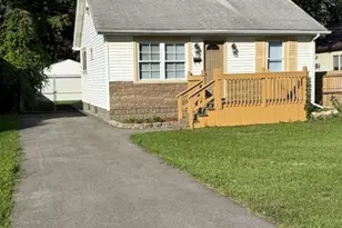 137 Independence Ave, Joliet, IL 60433 - Photo 1
