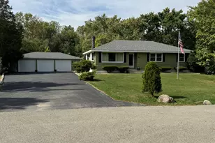 609 Oak St, Lockport, IL 60441 - Photo 1