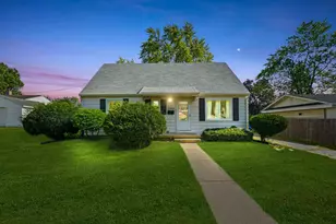 1544 Marquette Rd, Joliet, IL 60435 - Photo 1
