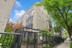530 N Wood St, Chicago, IL 60622 - Photo 1