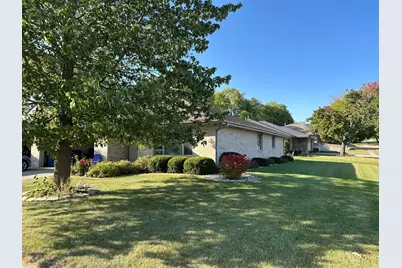 202 Boulder Drive #2, Morris, IL 60450 - Photo 1