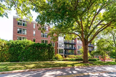 1633 2nd Street #302, Highland Park, IL 60035 - Photo 1