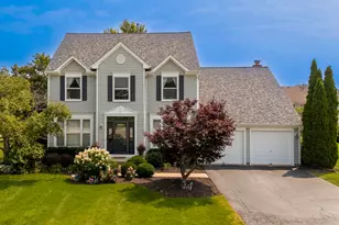 35 Charles Ct, Vernon Hills, IL 60061 - Photo 1