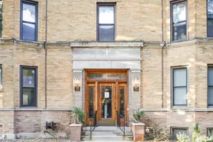 754 W California Terrace, Chicago, IL 60657 - Photo 1