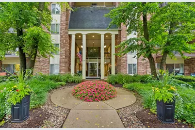 4900 Forest Avenue #201, Downers Grove, IL 60515 - Photo 1