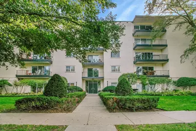 820 Oakton Street #2B, Evanston, IL 60202 - Photo 1