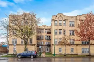 2338 W Granville Ave, Chicago, IL 60659 - Photo 1