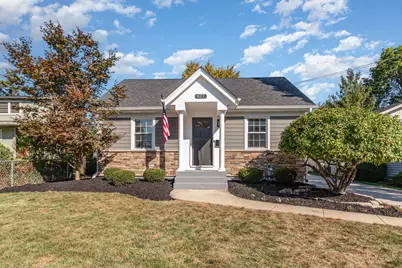 827 Prairie Street, Aurora, IL 60506 - Photo 1