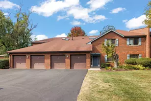 1822 Portsmouth Dr, Lisle, IL 60532 - Photo 1
