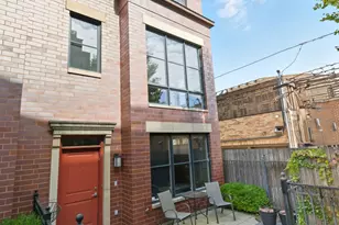 2649 N Hermitage Ave, Chicago, IL 60614 - Photo 1