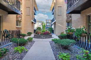 6852 N Northwest Hwy, Chicago, IL 60631 - Photo 1