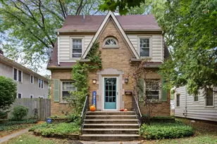 1110 N Ash St, Waukegan, IL 60085 - Photo 1