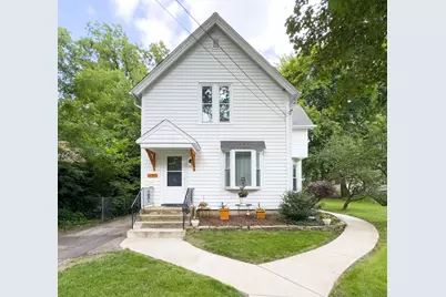 909 Bellevue Avenue, Elgin, IL 60120 - Photo 1