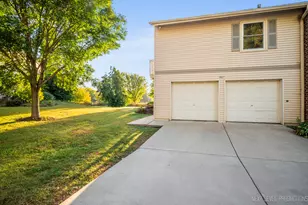1467 Elder Dr, Aurora, IL 60506 - Photo 1
